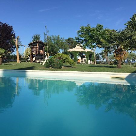 Appartamento Con Piscina E Giardino A シエーナ エクステリア 写真