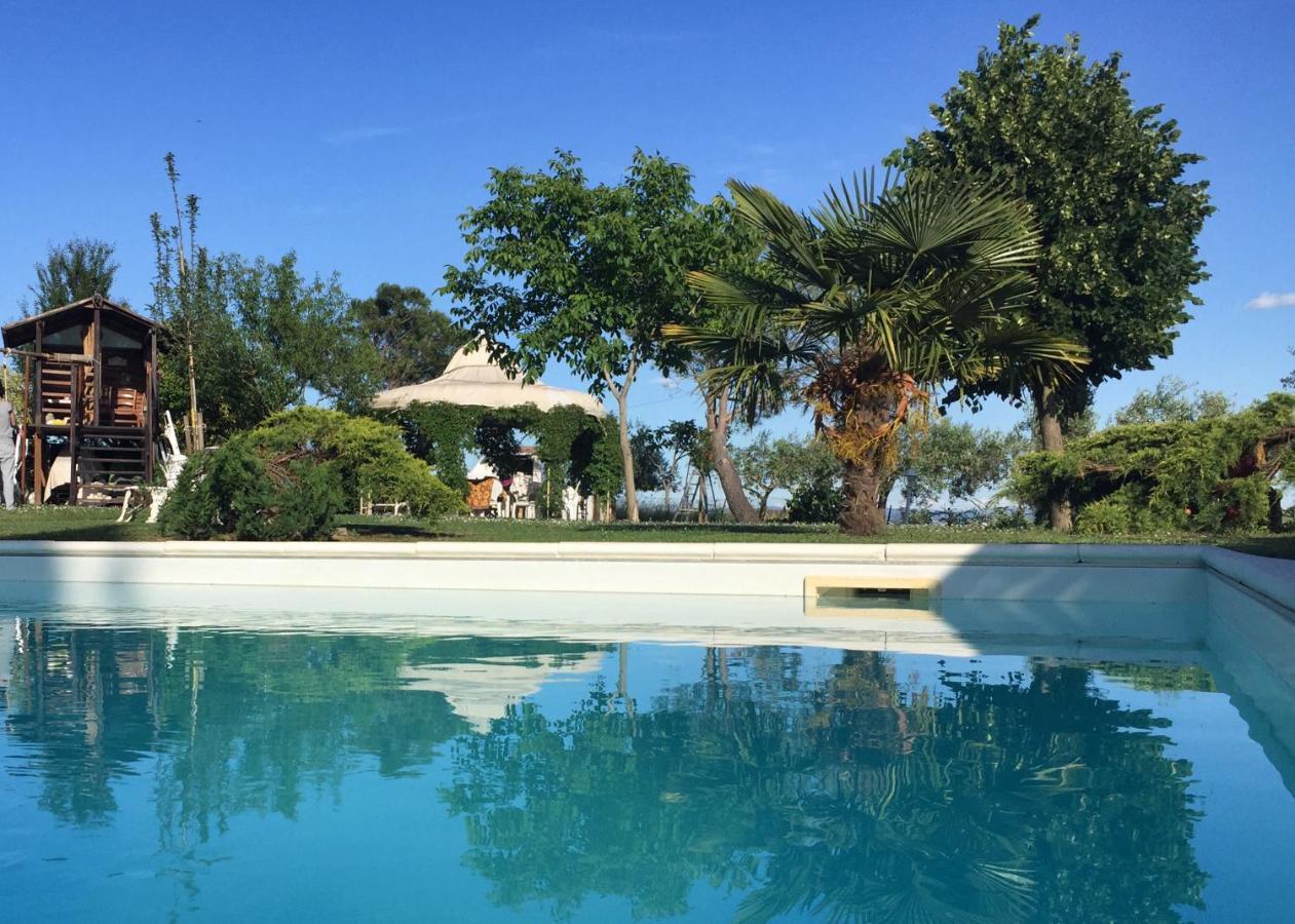 Appartamento Con Piscina E Giardino A シエーナ エクステリア 写真