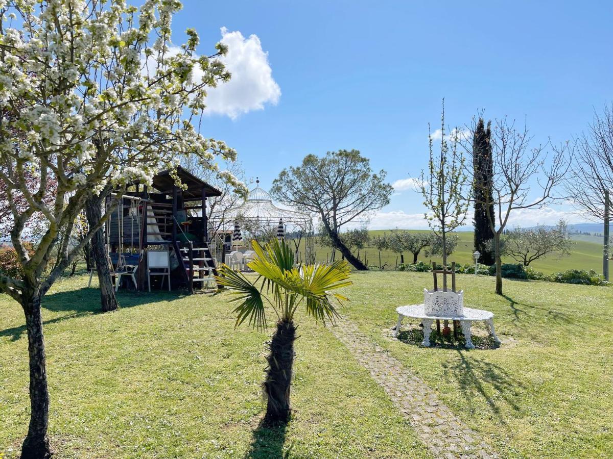 Appartamento Con Piscina E Giardino A シエーナ エクステリア 写真